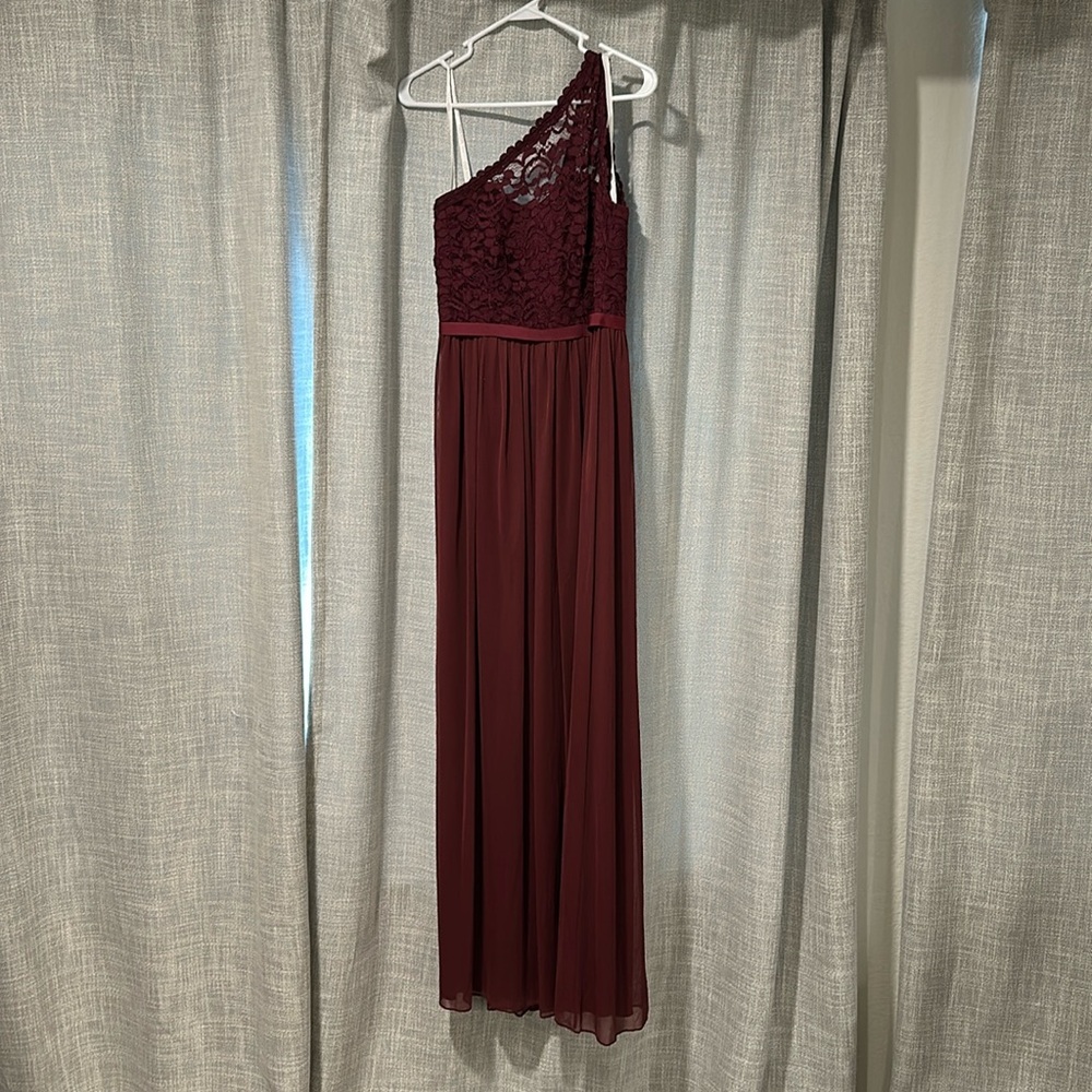 David’s Bridal NWOT bridesmaid dress size 6 tall